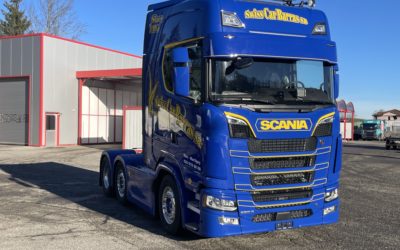 Ein erster SCANIA für Swiss Car Barras SA