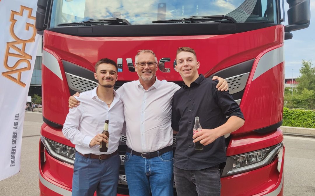 2 nouveaux apprentis diplômés à Aigle